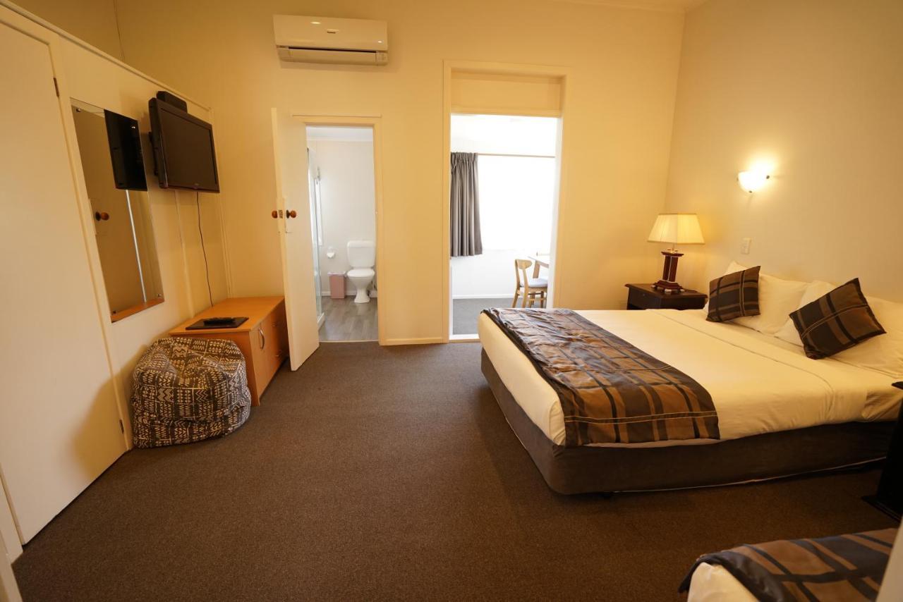 Alpers Lodge & Conference Centre Auckland Buitenkant foto