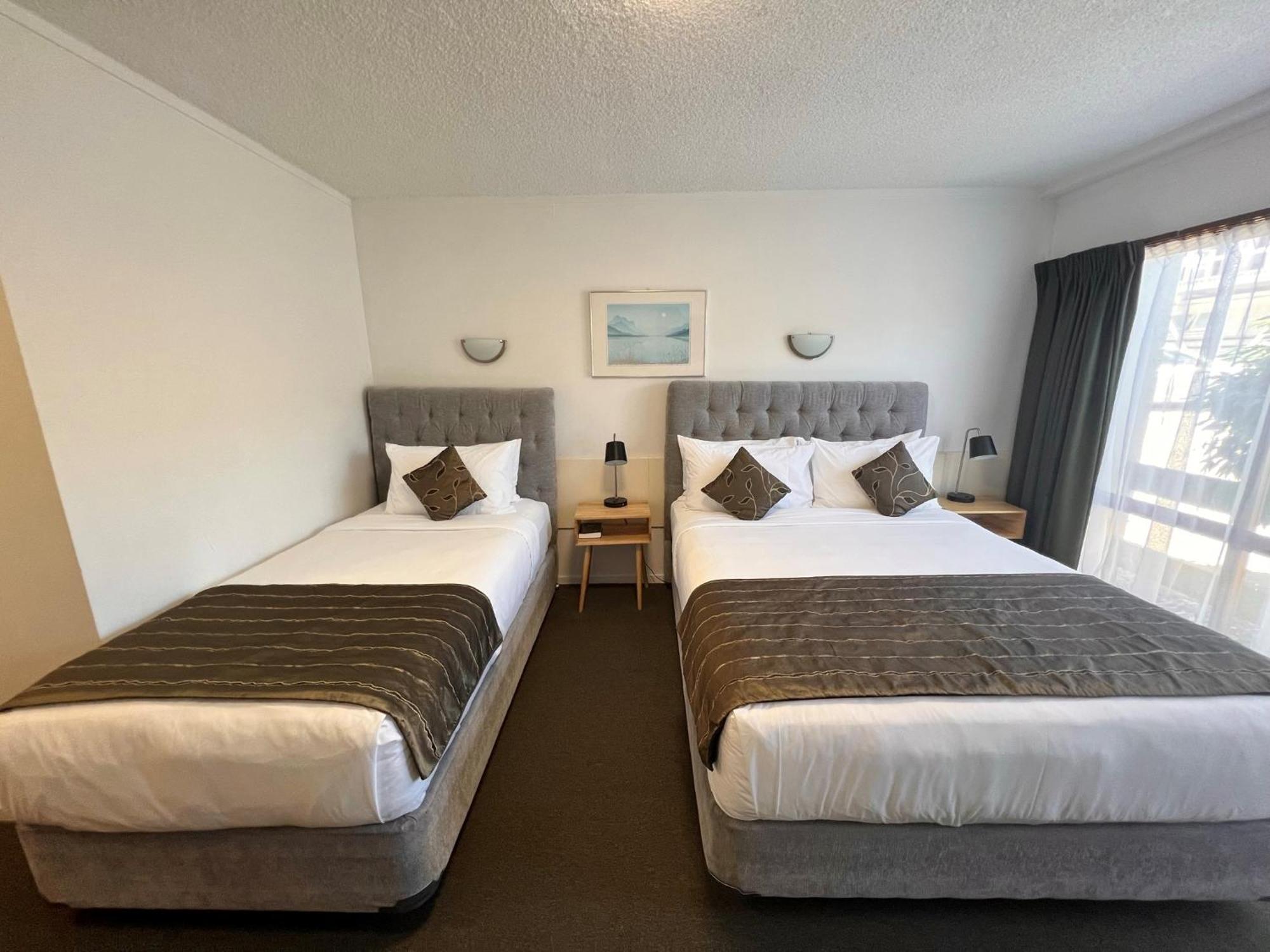 Alpers Lodge & Conference Centre Auckland Buitenkant foto
