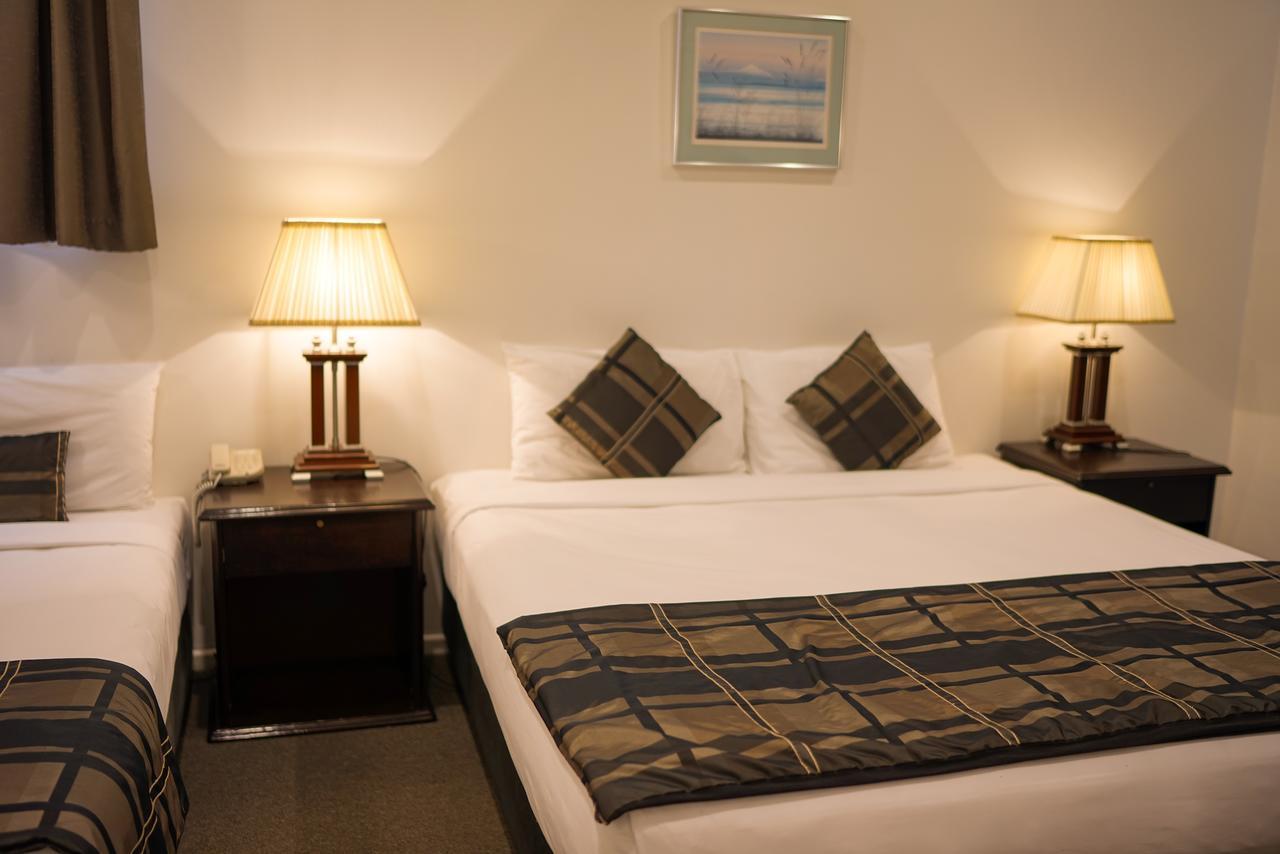 Alpers Lodge & Conference Centre Auckland Buitenkant foto