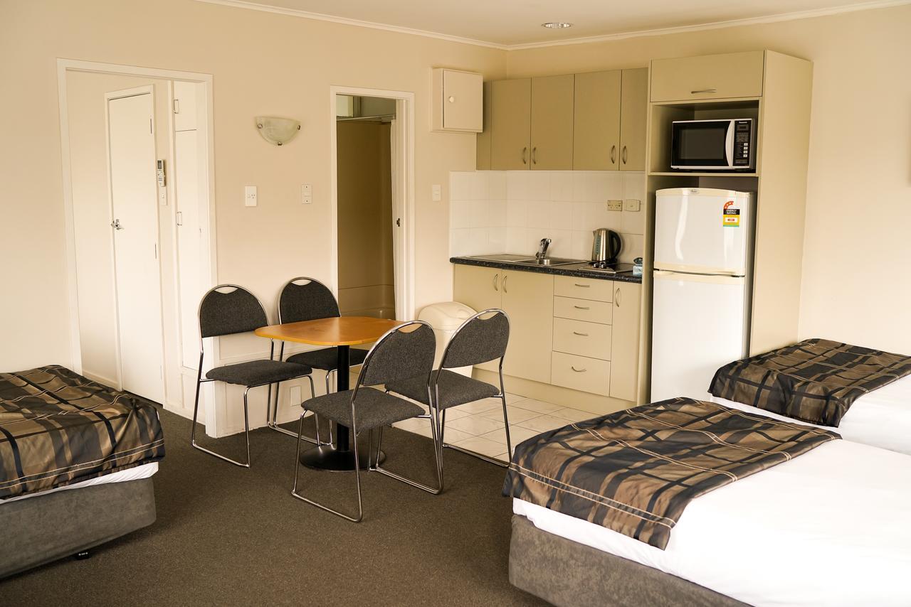 Alpers Lodge & Conference Centre Auckland Buitenkant foto